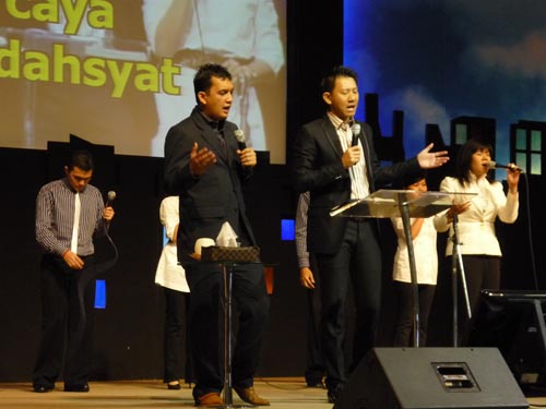 sunday-service.jpg