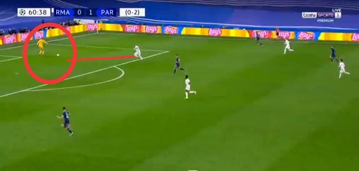 Niat Ingin Mempermainkan Benzema, Donnarumma Malah dipermalukan