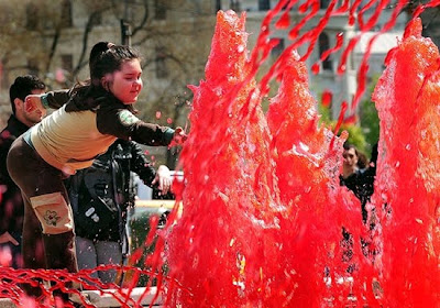 blood-fountain4.jpg