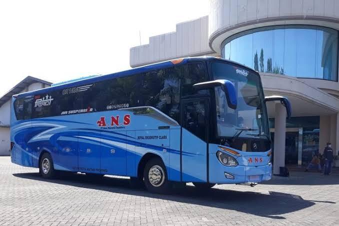 Kaca Double Glass Pada Bus, Bikin Tambah Ganteng!