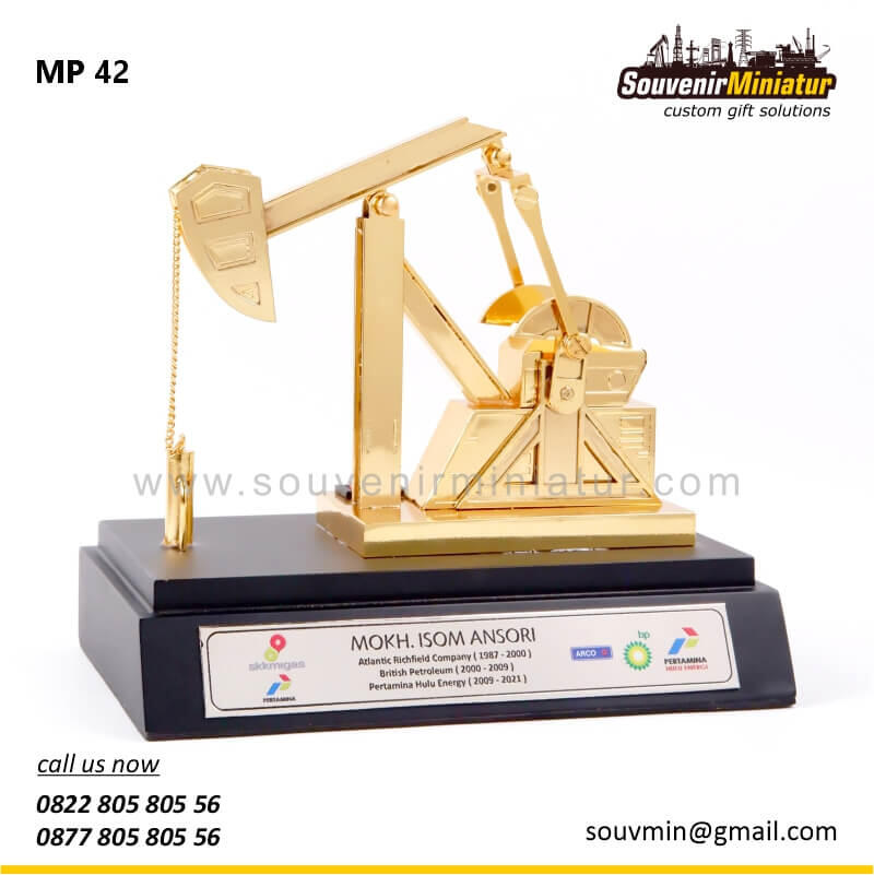 Miniatur Ini Bisa Bergerak Naik Turun Loh! 
