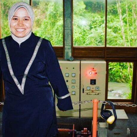 Mengenal Wanita Listrik Asal Semarang