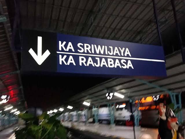 Lampung-Palembang Naik Kereta, Worth It?