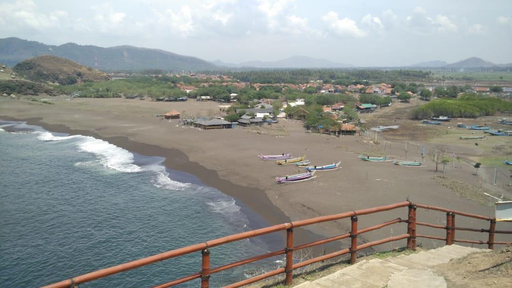 Teluk Love Wisata Murah Yang Ada Di Jember