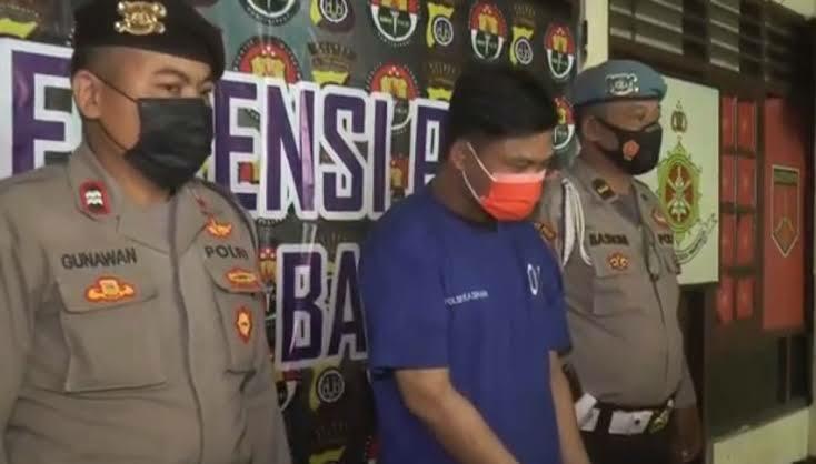 Nekat Lamar Istri Orang, Pria Ini Dibacok Suaminya! Nice Try Gan!