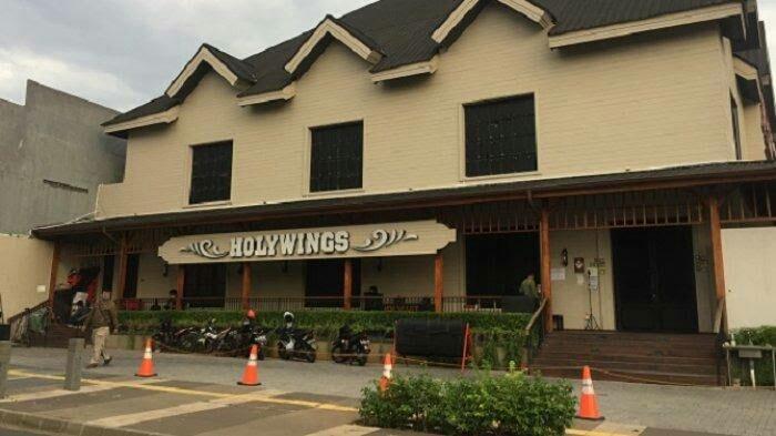 Rupa-Rupa Holywings : Kreatif Tapi Bablas