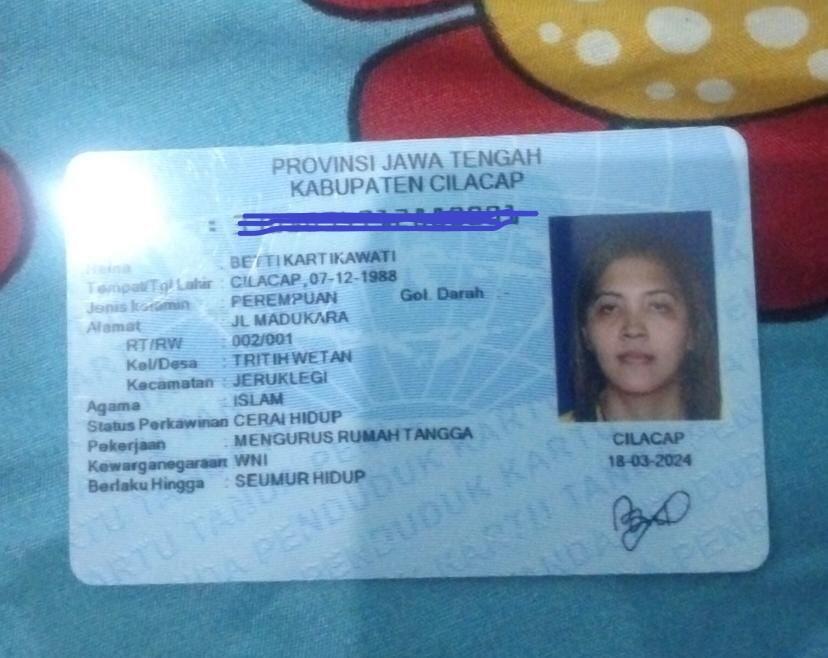 HELP GAN , BANTUIN ANE CARI ORANG INI , ADA IMBALANNYA