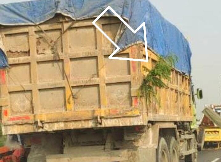 Cerita (Sedih) Dibalik Potekan Daun yg Dipasang Di Truk Mogok