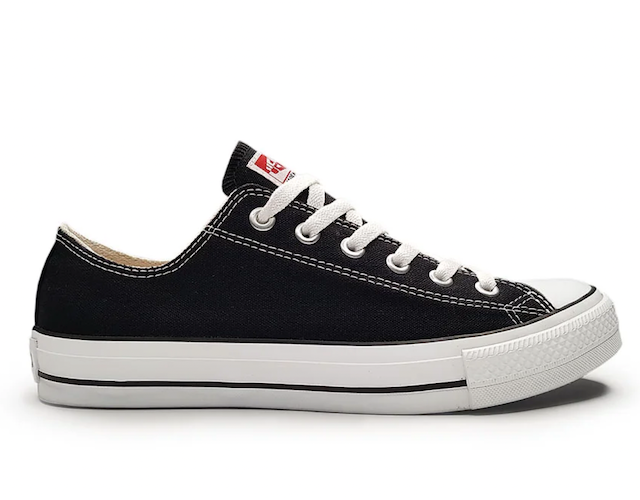 10 Merk Sepatu Lokal Terbaik