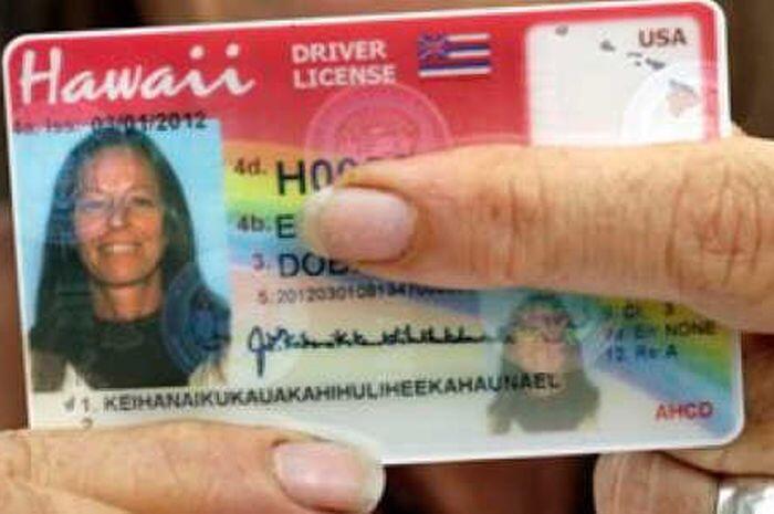 Kepanjangan, Nama Wanita Ini Tidak Cukup di SIM! 