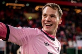 Manuel Neuer segera putuskan masa depan kariernya