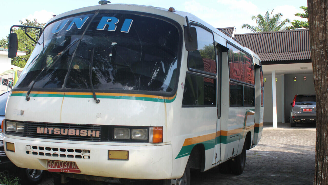 Apa Itu Bus Bumel? 