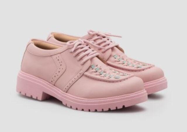 10 Rekomendasi Merk Sepatuu Pink Terbaik