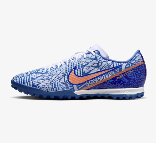 10 Rekomendasi Sepatu Bola Nike Terbaik