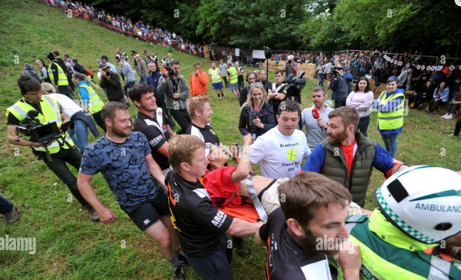 "Gloucester Rolling-Cheese Run", Mengejar Keju Sampe Patah Tulang