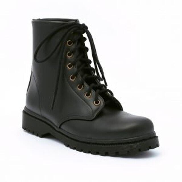 10 Rekomendasi Sepatu Khakikakiku Terbaik