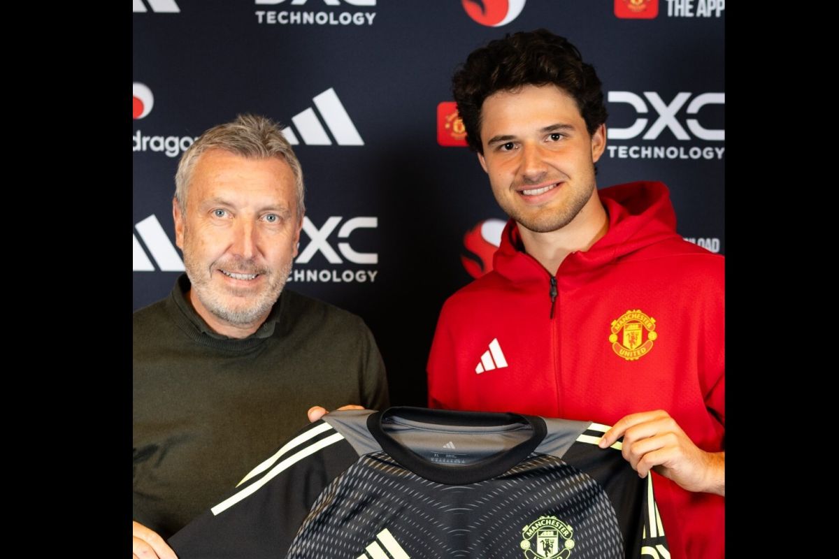 Manchester United resmi datangkan kiper anyar Senne Lammens