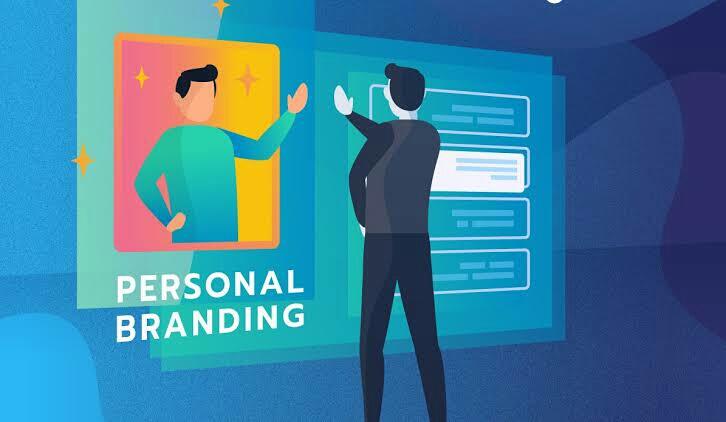 Personal Branding Itu Wajar, Tetapi Jangan Berkamuflase 