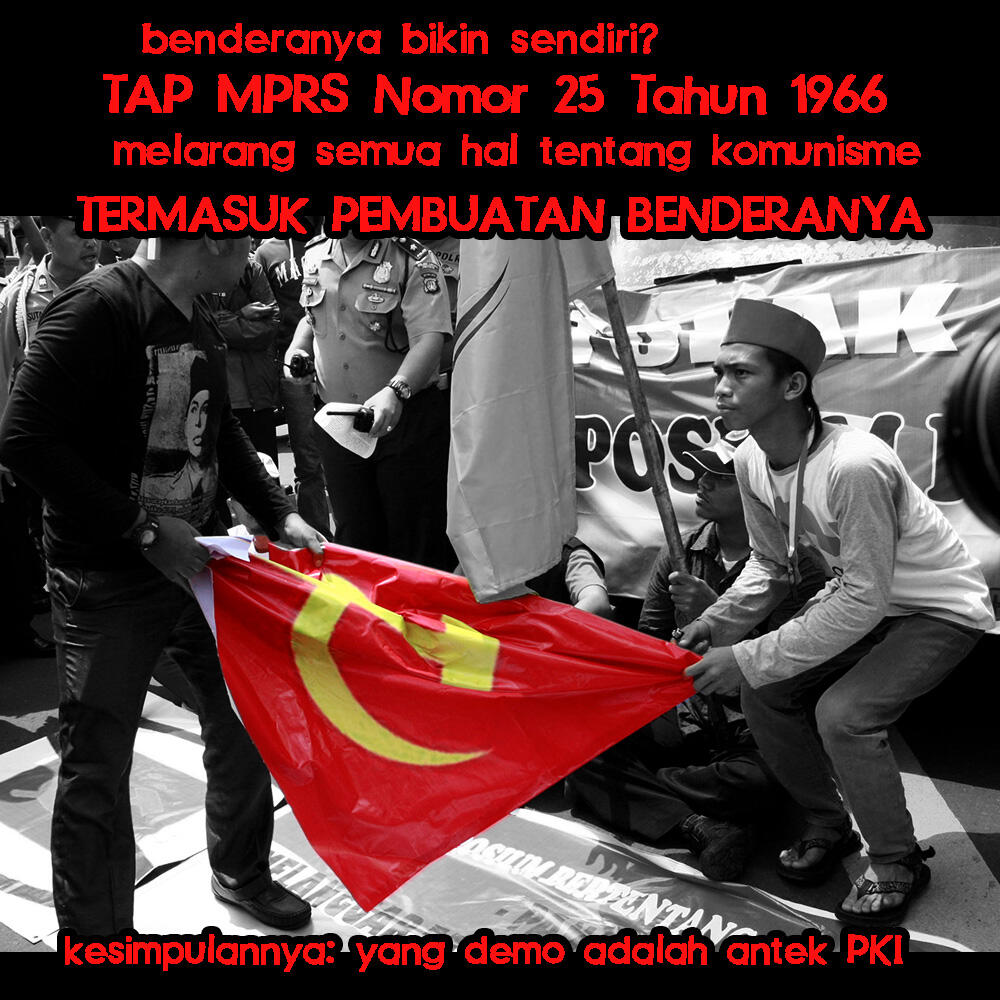 Bikin Isu PKI, FPI Bakar Bendera Sendiri