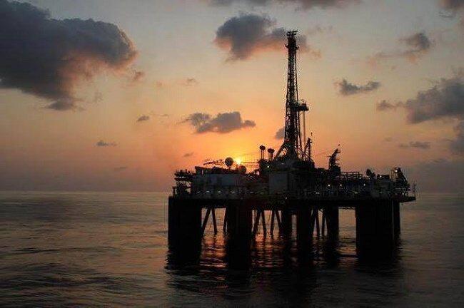 Mengenal Offshore Rig, Untuk Memburu Minyak
