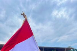 Simak lirik lagu Maju Tak Gentar
