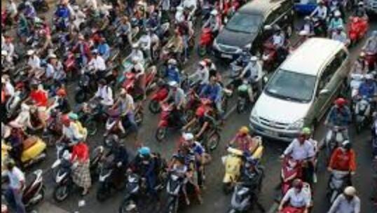 Tips, Sabar Berkendara Kena Macet Saat Sedang Berpuasa