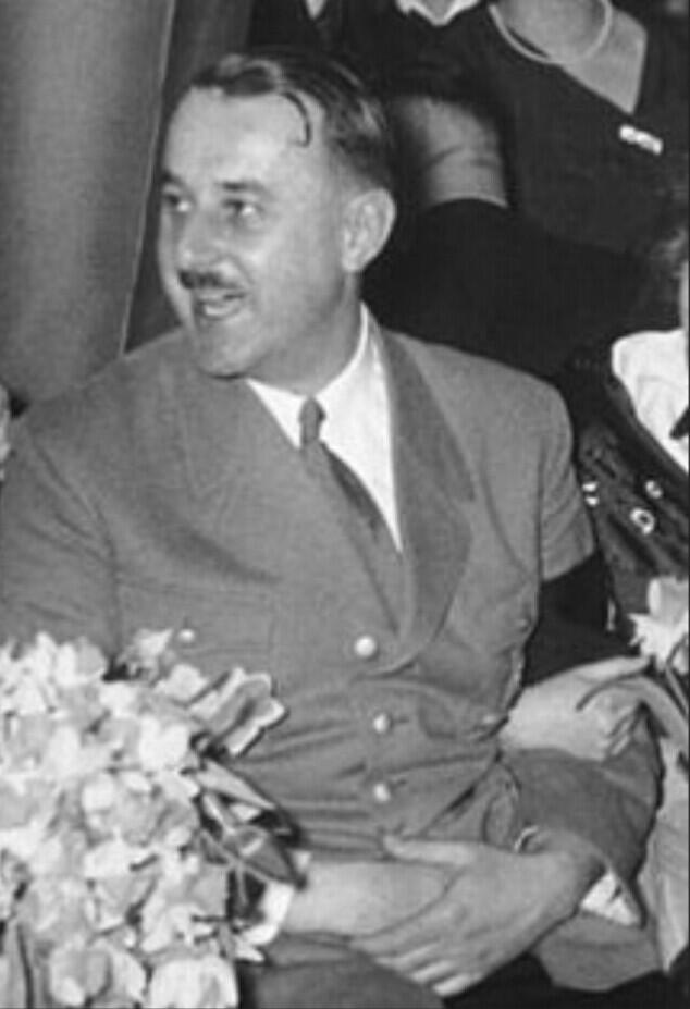 Sengkuni Dibalik Kekejaman Nazi Jerman