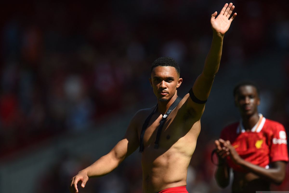 Van Dijk: Alexander-Arnold adalah pemain penting bagi Liverpool