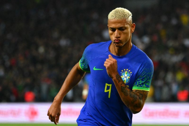 Harry Kane kecam rasisme kepada Richarlison