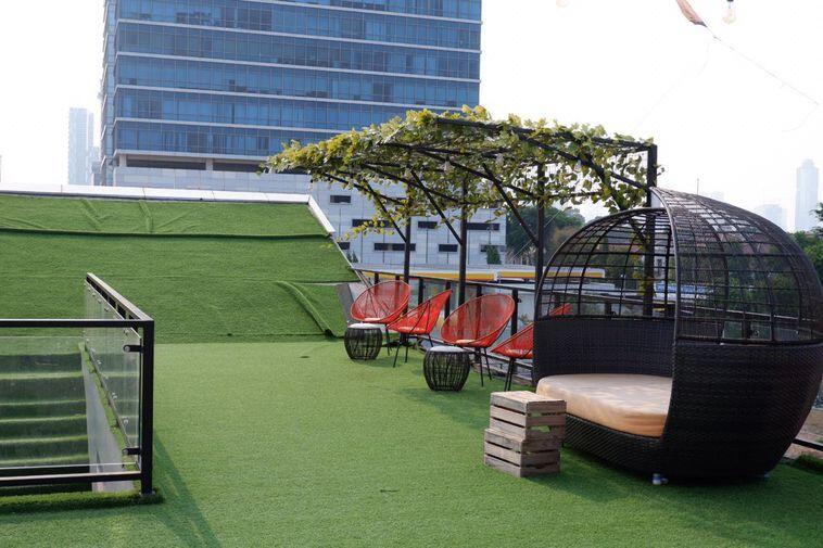 6 Cafe Rooftop Unik di Jakarta