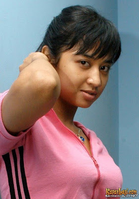 DEWI+PERSIK+3.jpg