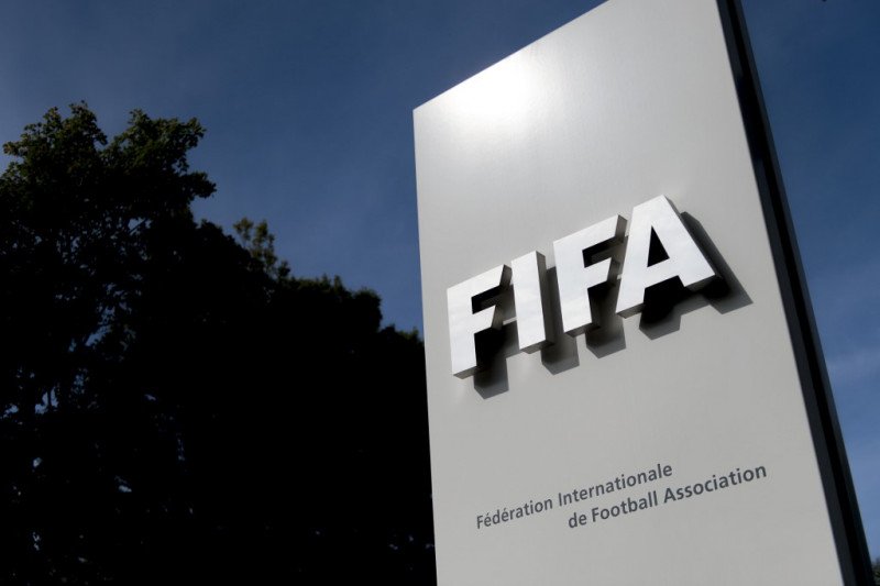 FIFA rekomendasikan perpanjangan kontrak pemain