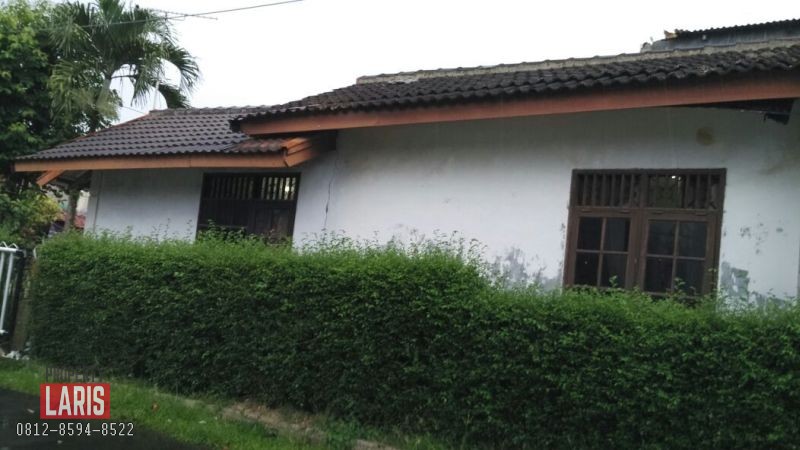 Rumah-Hook-Di-Taman-Cimanggu.-Bogor-2.jpg