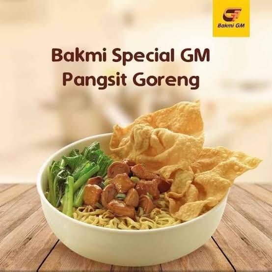 REKOMENDASI MAKANAN INDONESIA UNTUK BULE PEMULA