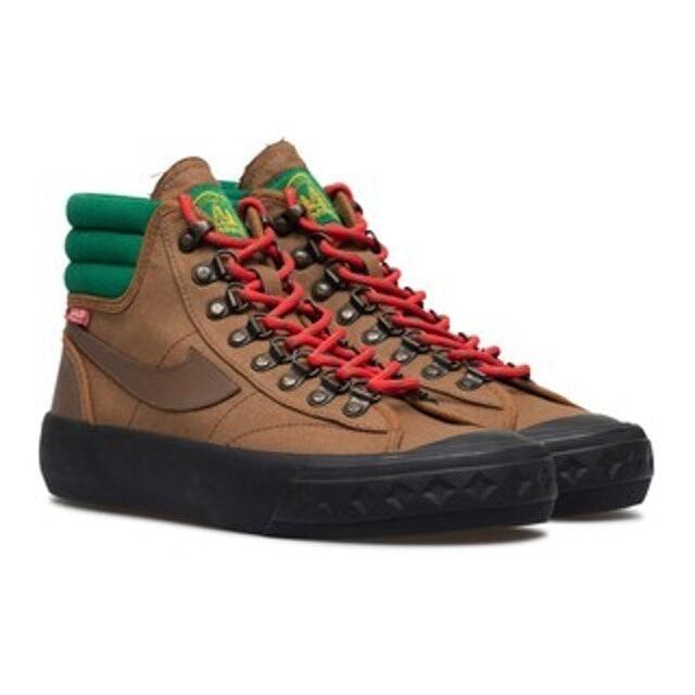 10 Rekomendasi Sepatu Merk Compass Terbaik