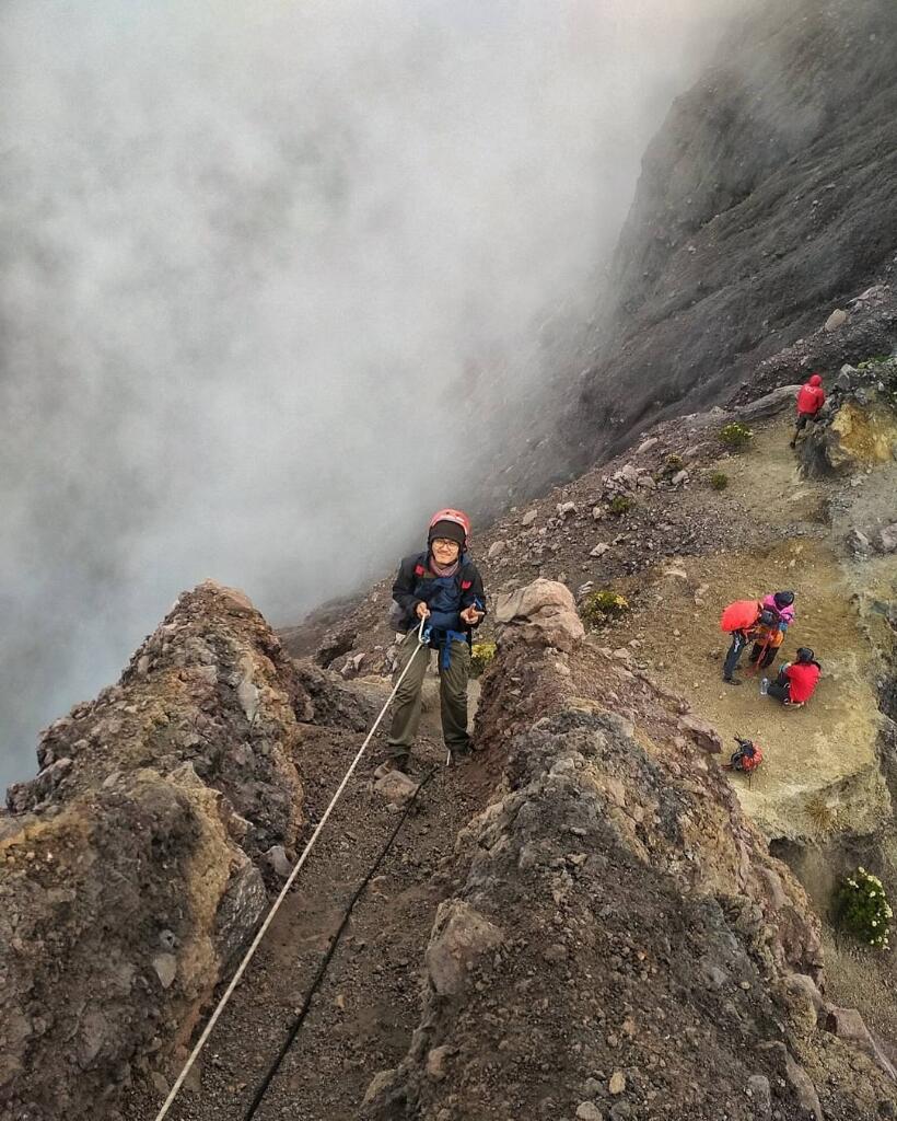 Bertemu Desa Penari Di Gunung Raung (Cerpen)