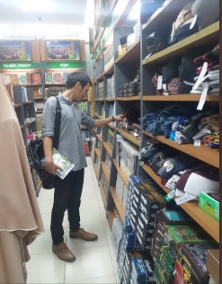PAULUS AGUAN PENIPU ULUNG
