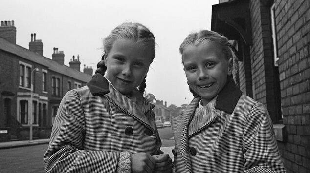ANEH , MISTERI THE POLLOCK TWINS 