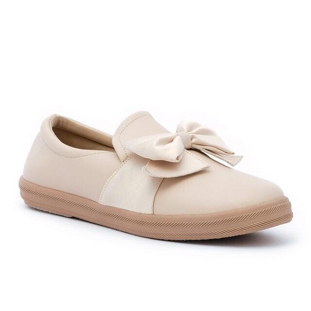 10 Rekomendasi Sepatu Khakikakiku Terbaik