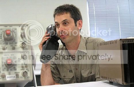 gen2shoephone1.jpg