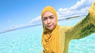 Ria Ricis Viral Ngomong Di Dalam Air