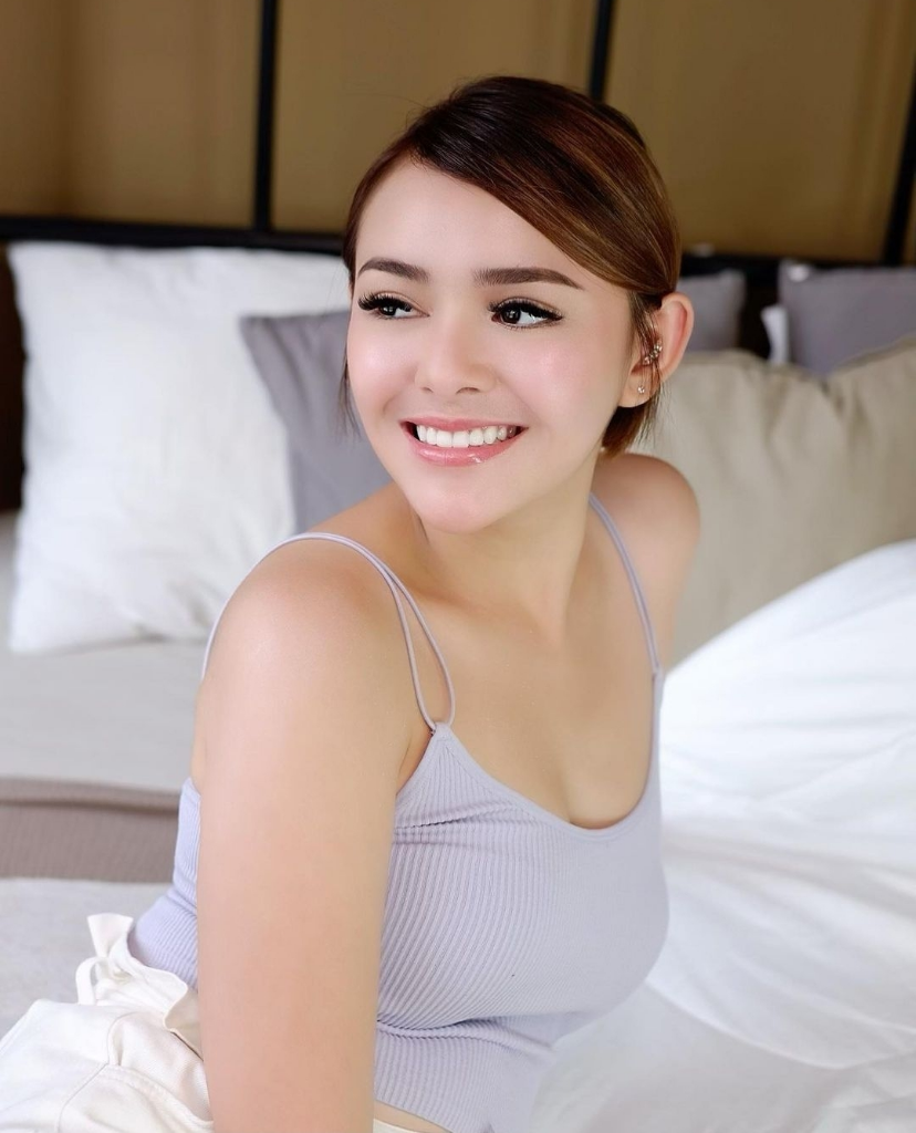 30 Artis, Youtuber Dan Selebgram Tercantik Dan Terseksi Versi Ane