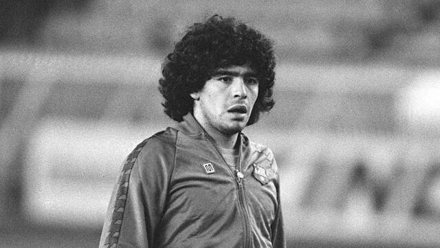 BREAKING NEWS: Diego Maradona Meninggal Dunia