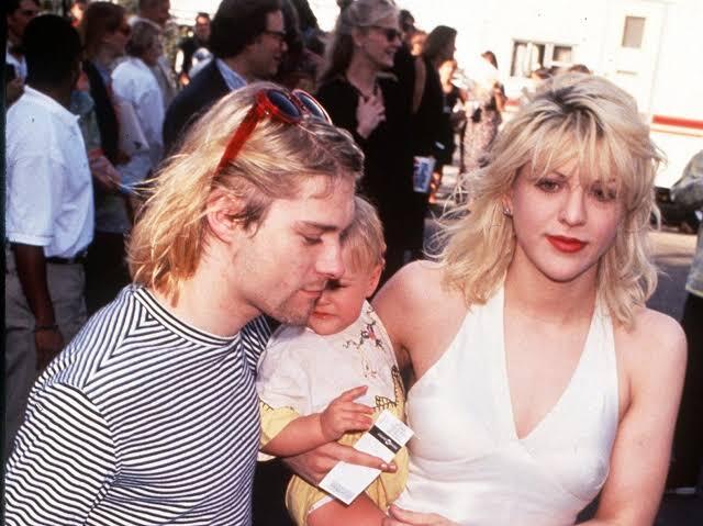 Misteri Dibalik Kematian Kurt Cobain