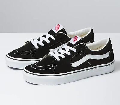 10 Sneakers Vans Terbaik untuk Pria & Wanita