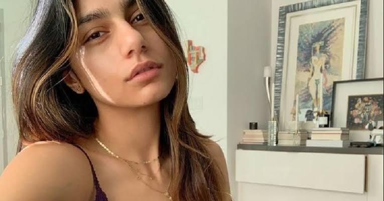 Deretan Artis Berpenghasilan Tertinggi di OnlyFans
