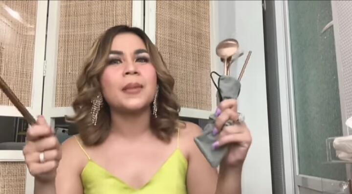 Penasaran Souvenir Pernikahan Aurel Hermansyah & Atta Halilintar, Ini Isinya!
