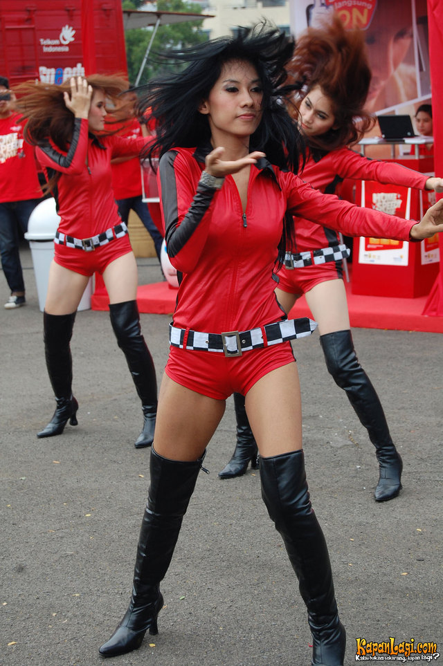 9UJl.jpg