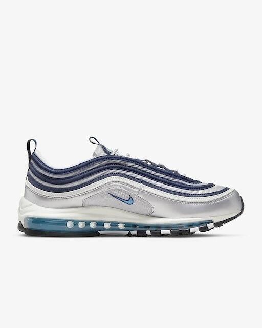 10 Rekomendasi Sepatu Nike Pria Terbaik