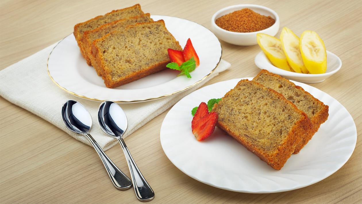 banana-cake-50385154.jpg
